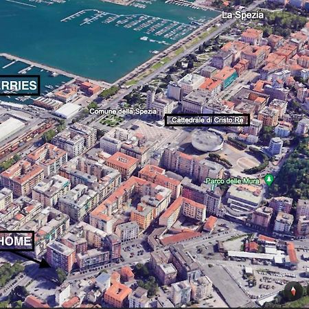 Bilocale Con Posto Auto La Chicca Del Golfo Lägenhet La Spezia Exteriör bild
